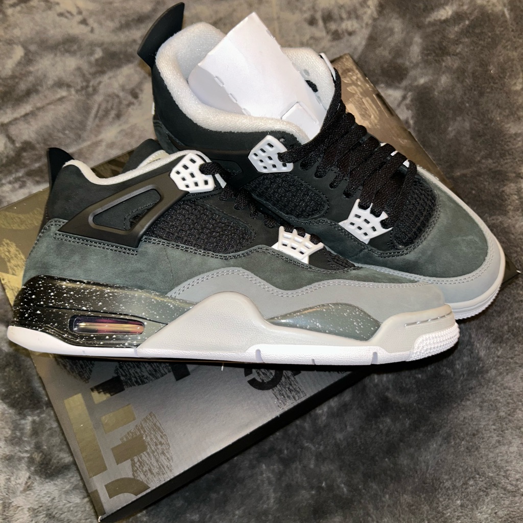 Jordan 4 Retro Fear